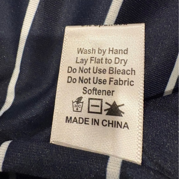 West Virginia Gameday Couture Navy and Gray Vest size M women’s - Picture 9 of 10